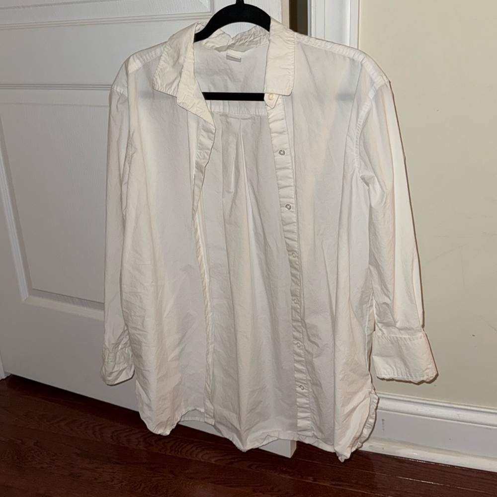 HM White Button Down